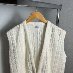 Vintage Wintuk Cable Knit Womens Sweater Vest